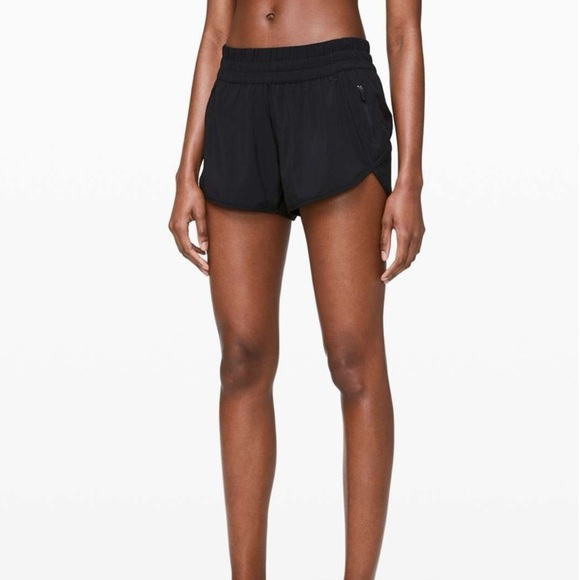 Lululemon sz 4 Tracker Short V *4" Black Women's Shorts great pre owned cond - Picture 2 of 12